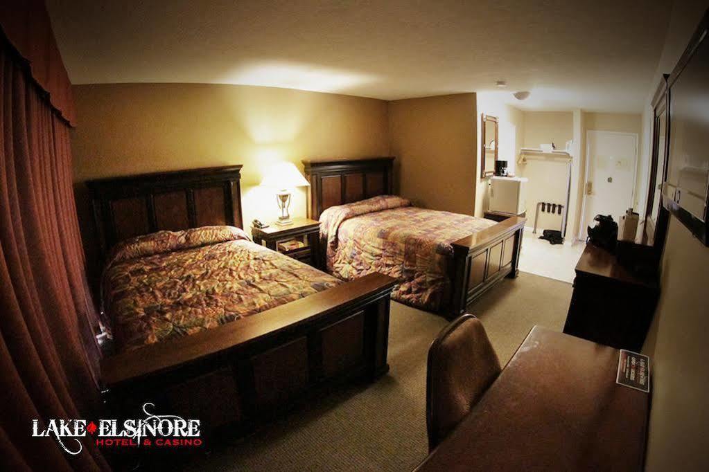 Econo Lodge Lake Elsinore Casino Exterior foto
